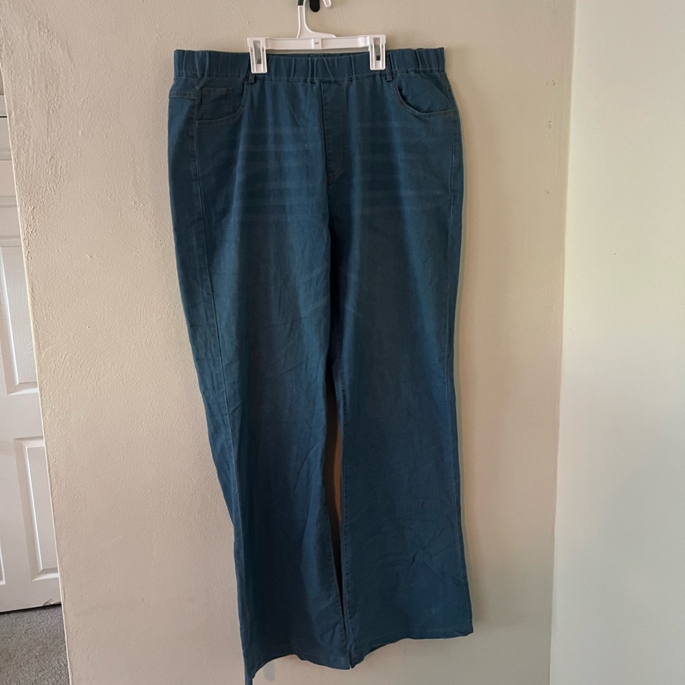 Bootcut Blue Jeans